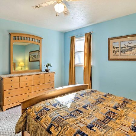 Lake Waccamaw Home With Fenced Yard And Shared Pier! Eksteriør bilde