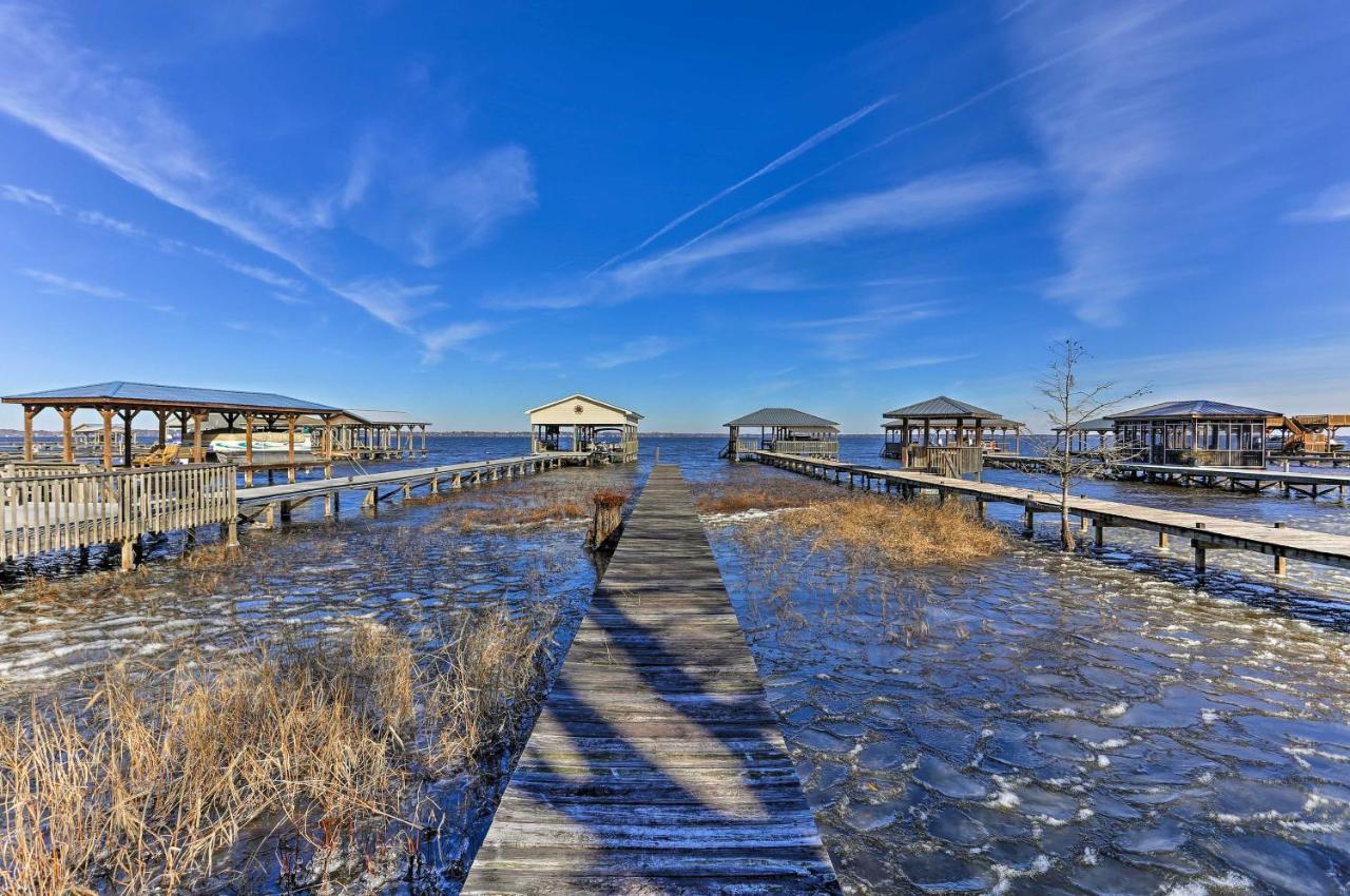 Lake Waccamaw Home With Fenced Yard And Shared Pier! Eksteriør bilde