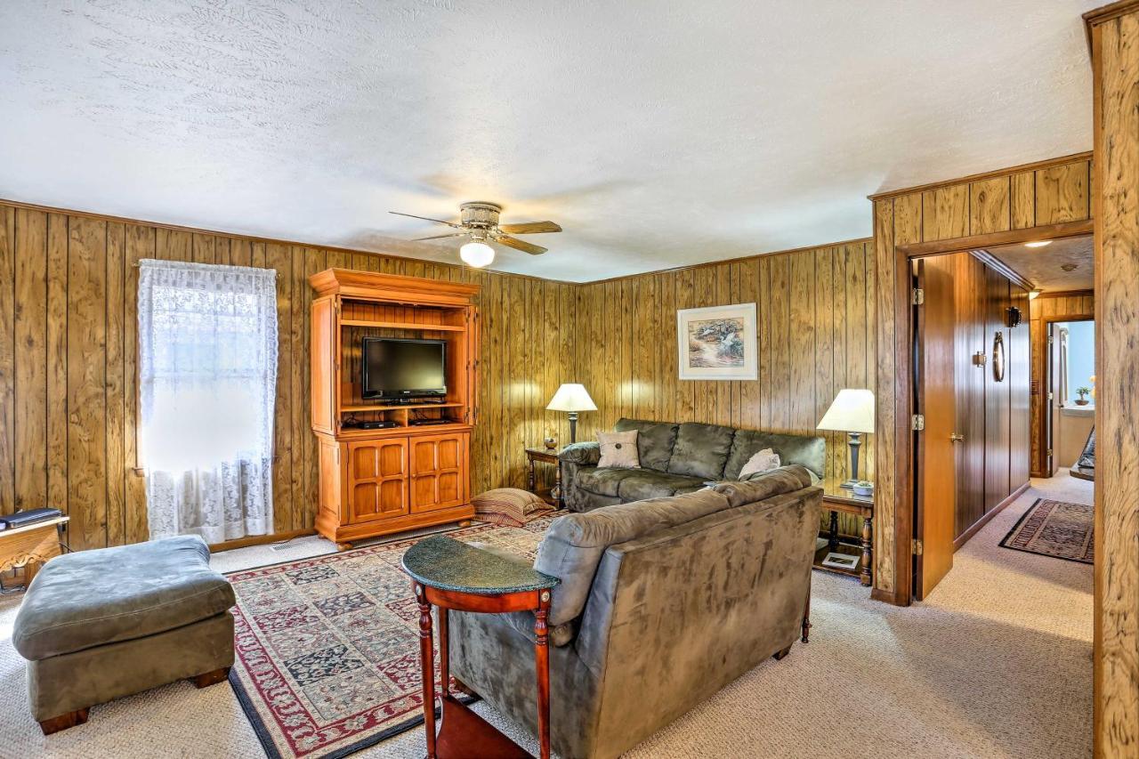 Lake Waccamaw Home With Fenced Yard And Shared Pier! Eksteriør bilde