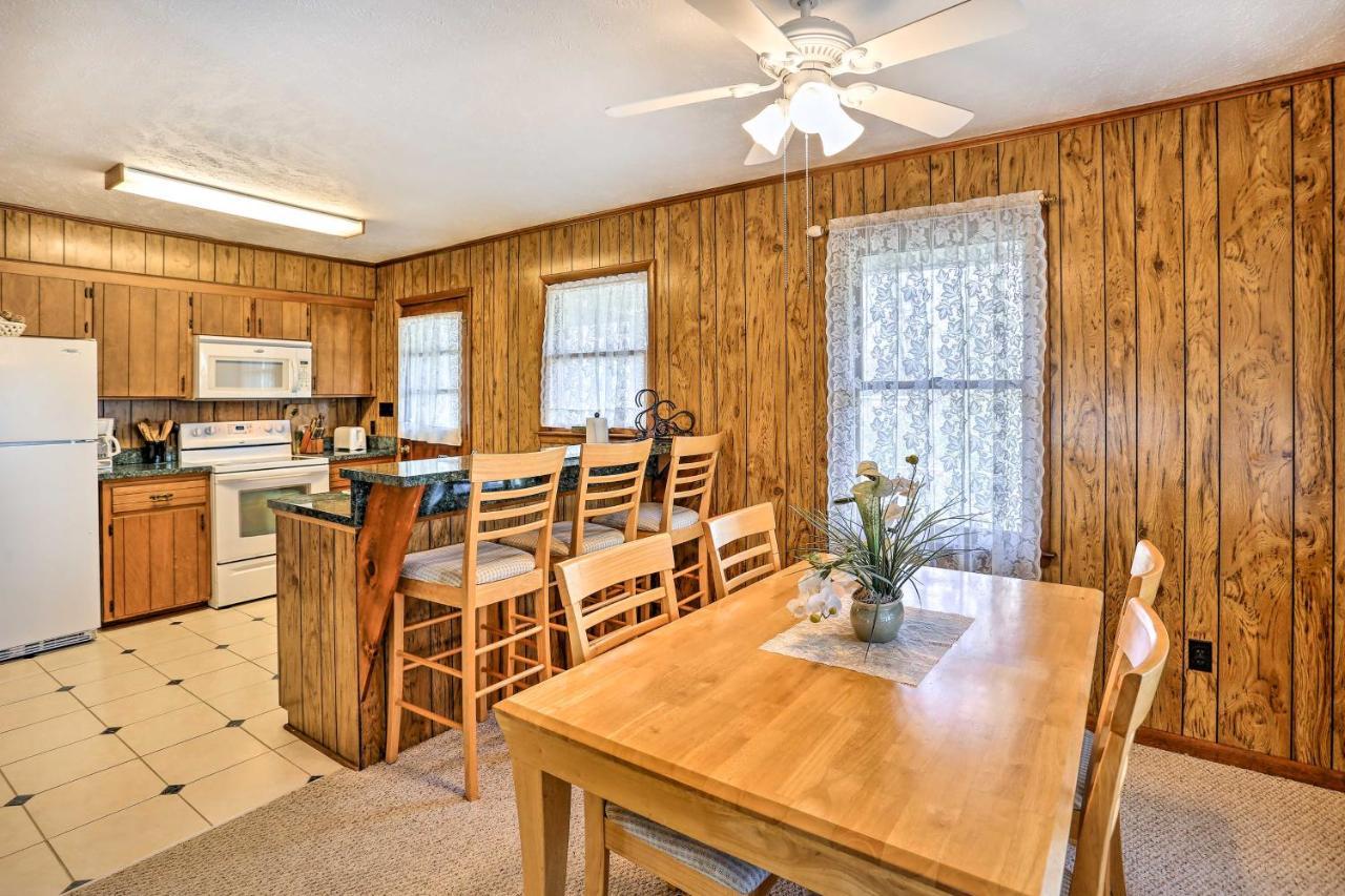 Lake Waccamaw Home With Fenced Yard And Shared Pier! Eksteriør bilde